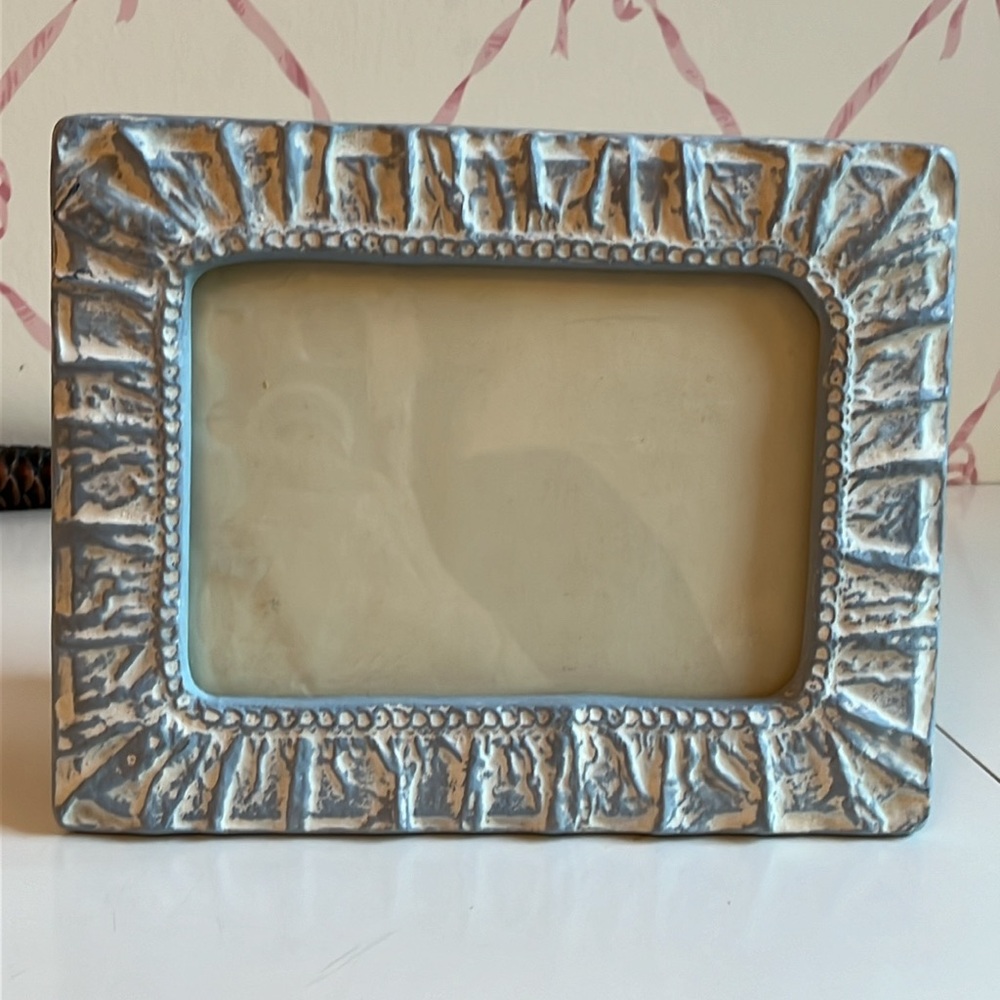 Blue and white picture frame